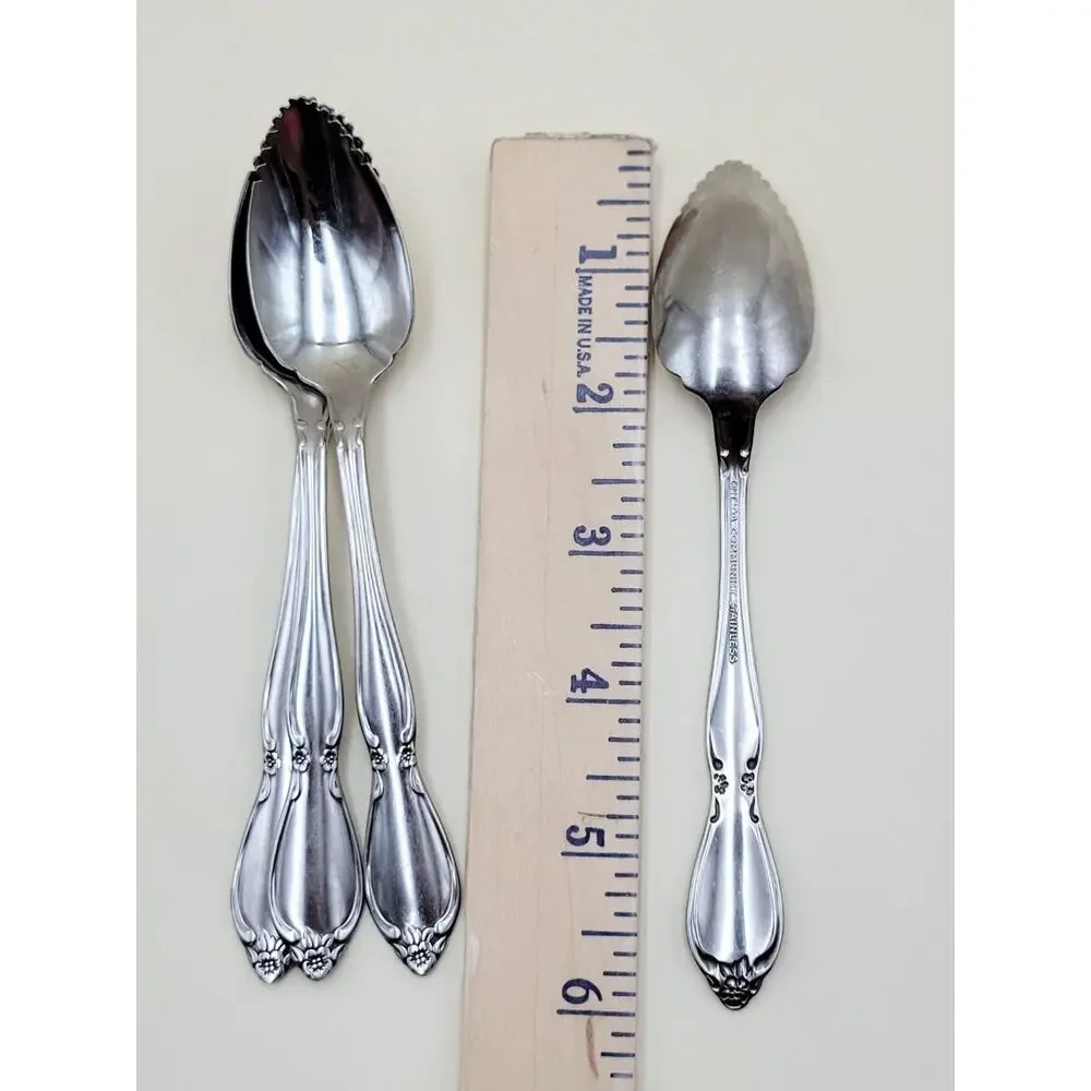 Oneida Chatelaine Fruit Spoons Grapefruit Stainless Steel Set of 4